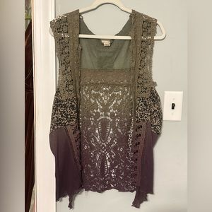 Gimmicks by BKE Women’s Tank Top Cover